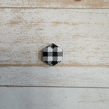 Load image into Gallery viewer, Mini White & Black Buffalo Plaid Pattern Connectors
