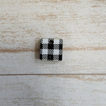 Load image into Gallery viewer, Mini White & Black Buffalo Plaid Pattern Connectors