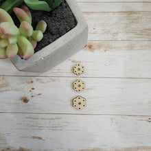 Load image into Gallery viewer, Embroidery Daisy Trio Drop