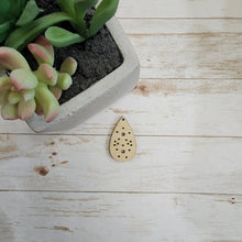 Load image into Gallery viewer, Embroidery Daisy Teardrop