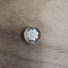 Load image into Gallery viewer, Acrylic Christmas Double Hole Snowflake Connectors