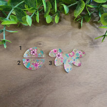 Load image into Gallery viewer, Micro Floral Acrylic Connectors