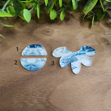 Load image into Gallery viewer, Gold Marble Swirl Acrylic Connectors