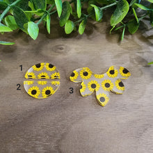 Load image into Gallery viewer, Sunflowers Acrylic Connectors