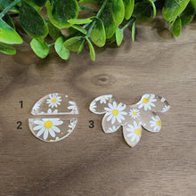 Load image into Gallery viewer, Daisies Acrylic Connectors