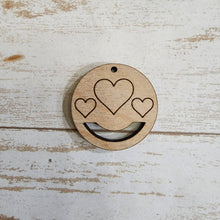 Load image into Gallery viewer, Valentine's Day Macrame Earrings