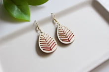 Load image into Gallery viewer, Embroidery Geometric Leaf Teardrop