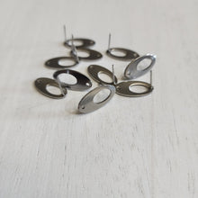 Load image into Gallery viewer, Cutout Oval Stud with Post - STAINLESS STEEL, 304 Stainless Steel
