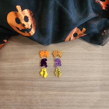 Load image into Gallery viewer, Halloween Acrylic S Sisters Drops
