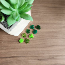 Load image into Gallery viewer, St Patrick&#39;s Day Acrylic Clover Connectors
