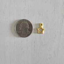 Load image into Gallery viewer, Star Charm/Pendant- GOLD
