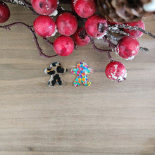 Load image into Gallery viewer, Patterned Acrylic Christmas Gingerbread Man Drops
