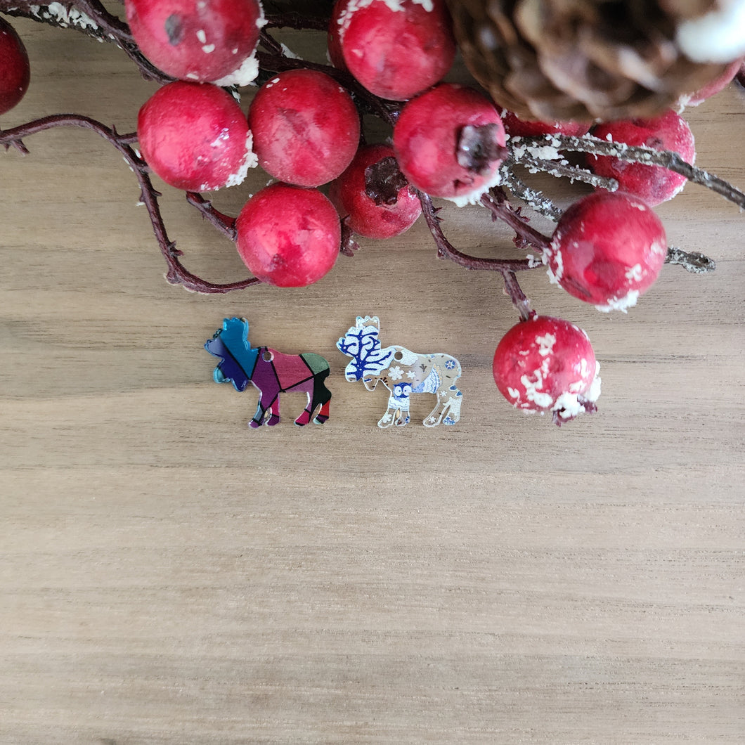 Patterned Acrylic Christmas Moose Drops