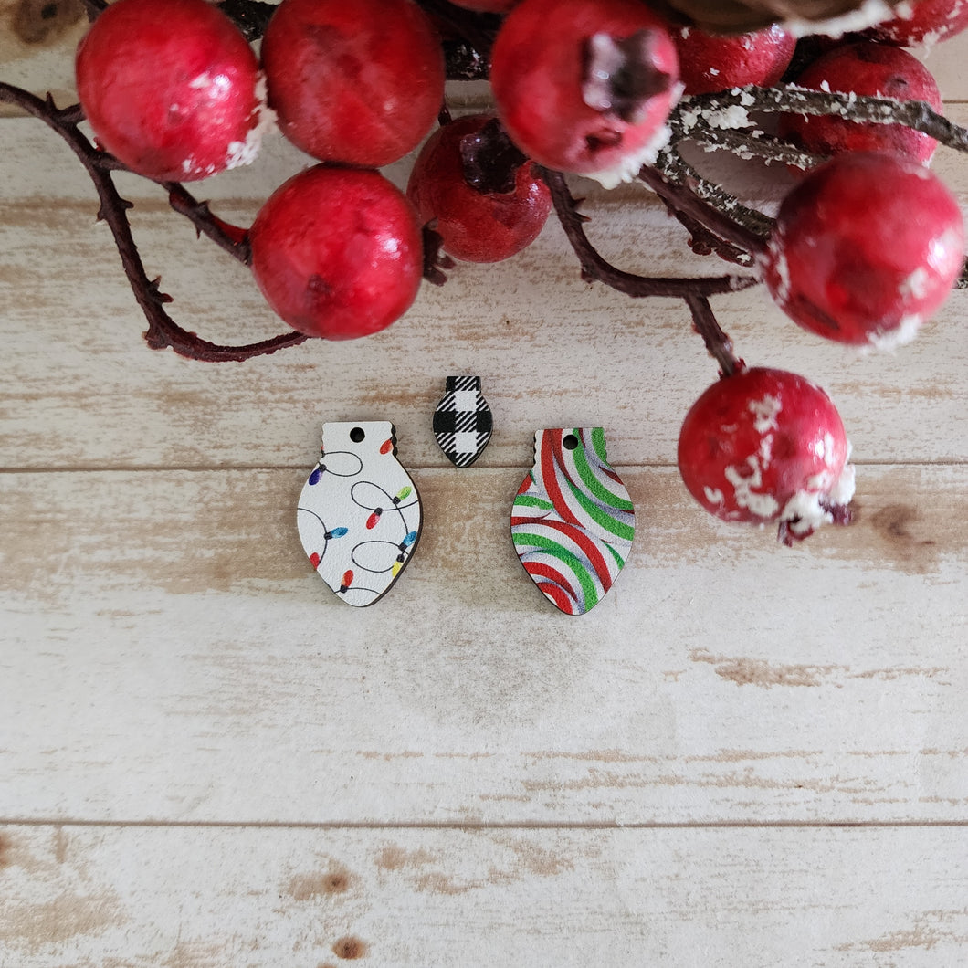 Christmas Patterned Wood Lightbulb Studs & Drops