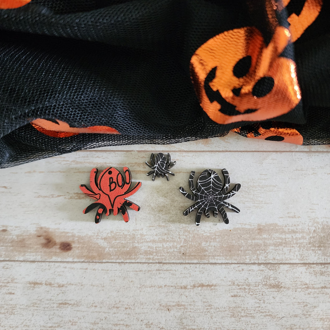 Halloween Patterned Wood Spider Studs & Drops