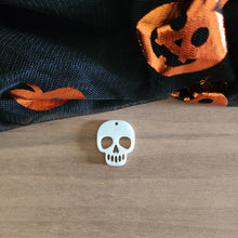 Load image into Gallery viewer, Halloween Acrylic Cutout Skull Drop
