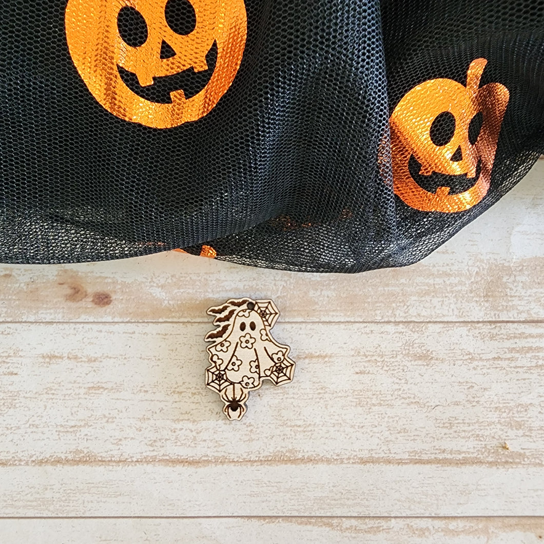 Halloween Flower Ghost with Spiderwebs & Bats Drop