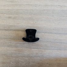 Load image into Gallery viewer, St. Patrick&#39;s Day Acrylic Leprechaun Hat Connectors
