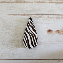 Load image into Gallery viewer, Zebra Stripe Drops
