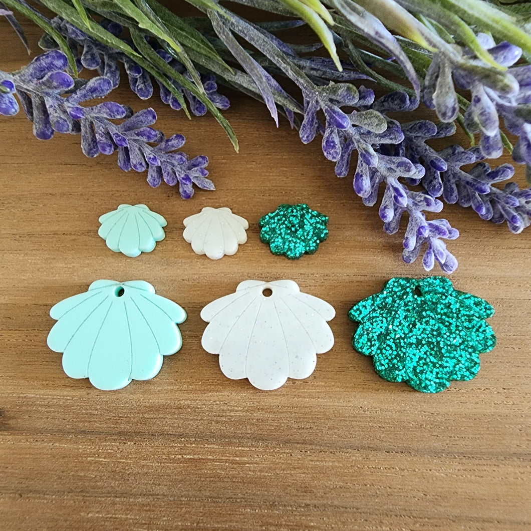 Clamshell Acrylic Stud & Drop