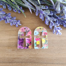 Load image into Gallery viewer, Patterned Acrylic Tombstone with Cutout Angled Cross Drop
