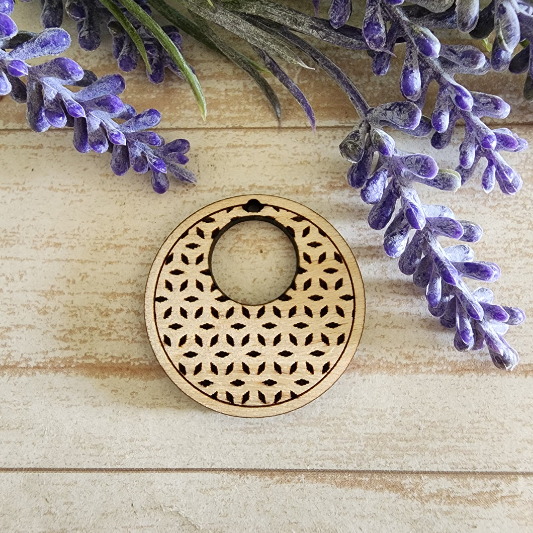 Diamonds Bordered Cutout Round Drop