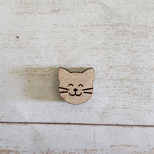 Load image into Gallery viewer, Cat Head Studs &amp; Drops
