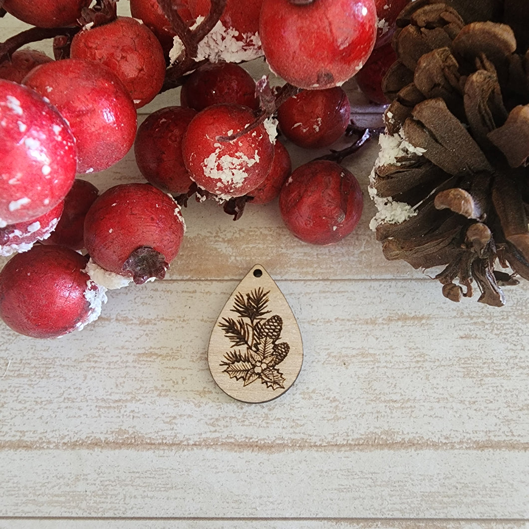 Christmas Holly Bouquet Teardrop