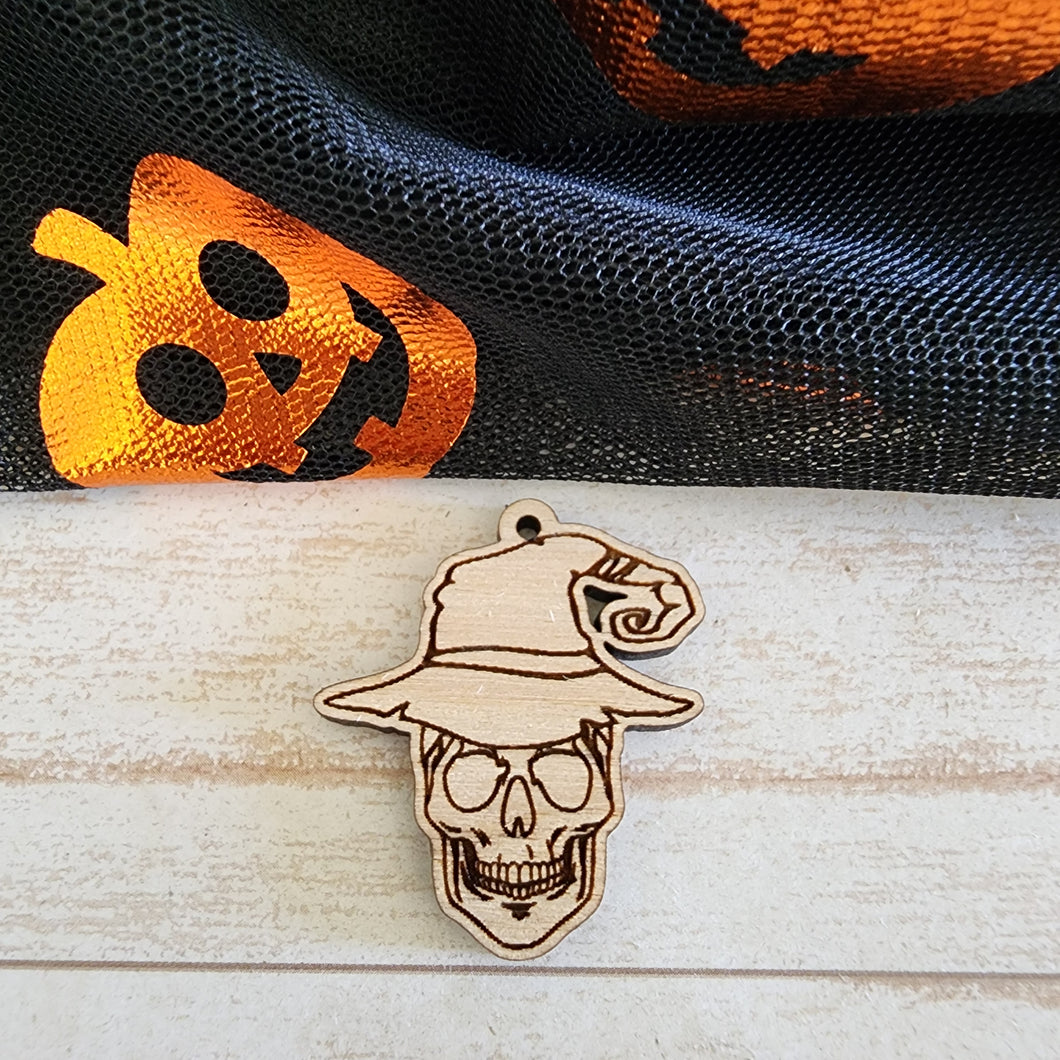 Halloween Skull with Witch Hat Drop