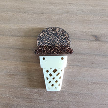 Load image into Gallery viewer, Ice Cream Cones Acrylic 2 Piece Drops
