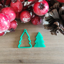 Load image into Gallery viewer, Christmas Acrylic Rounded Tree Cutout Drop Set
