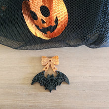 Load image into Gallery viewer, Halloween Bat &amp; Bow Acrylic 2 Piece Drops
