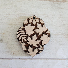 Load image into Gallery viewer, Fall Leaf Reverse Engraved Collage Drops

