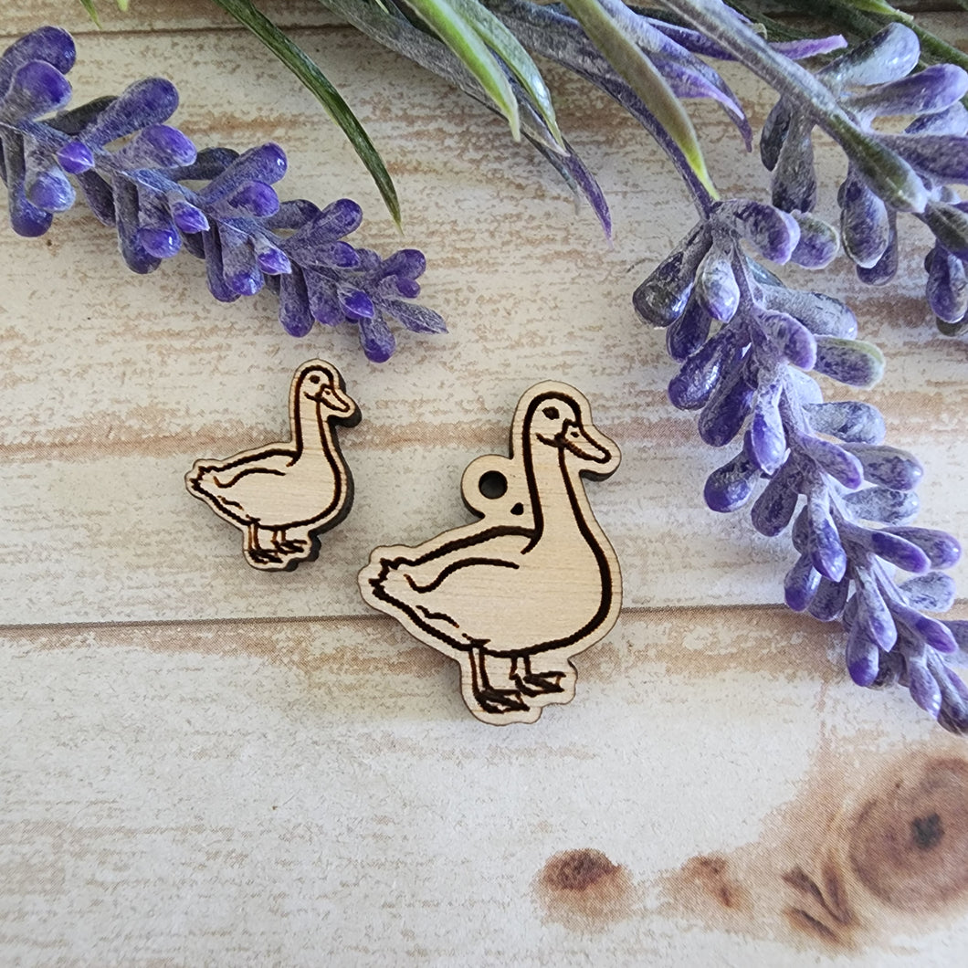 Goose Stud & Drop