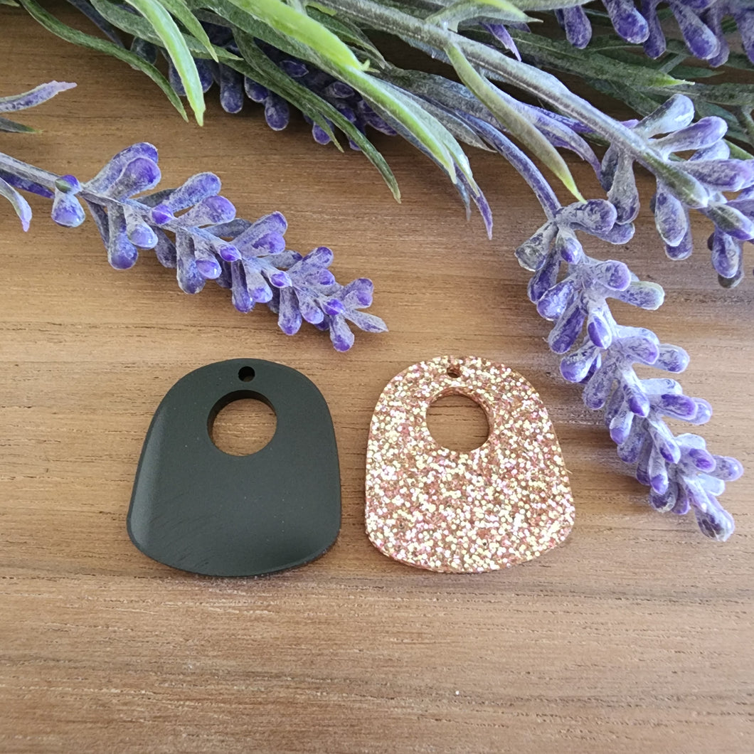 Acrylic Wide Rounded Cutout Tombstone Drops