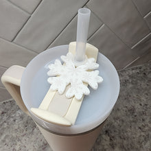 Load image into Gallery viewer, Thick Snowflake Tumbler Topper
