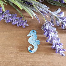 Load image into Gallery viewer, Patterned Acrylic Simple Seahorse Drop
