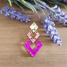 Load image into Gallery viewer, Triple Tier Diamond Acrylic Drop
