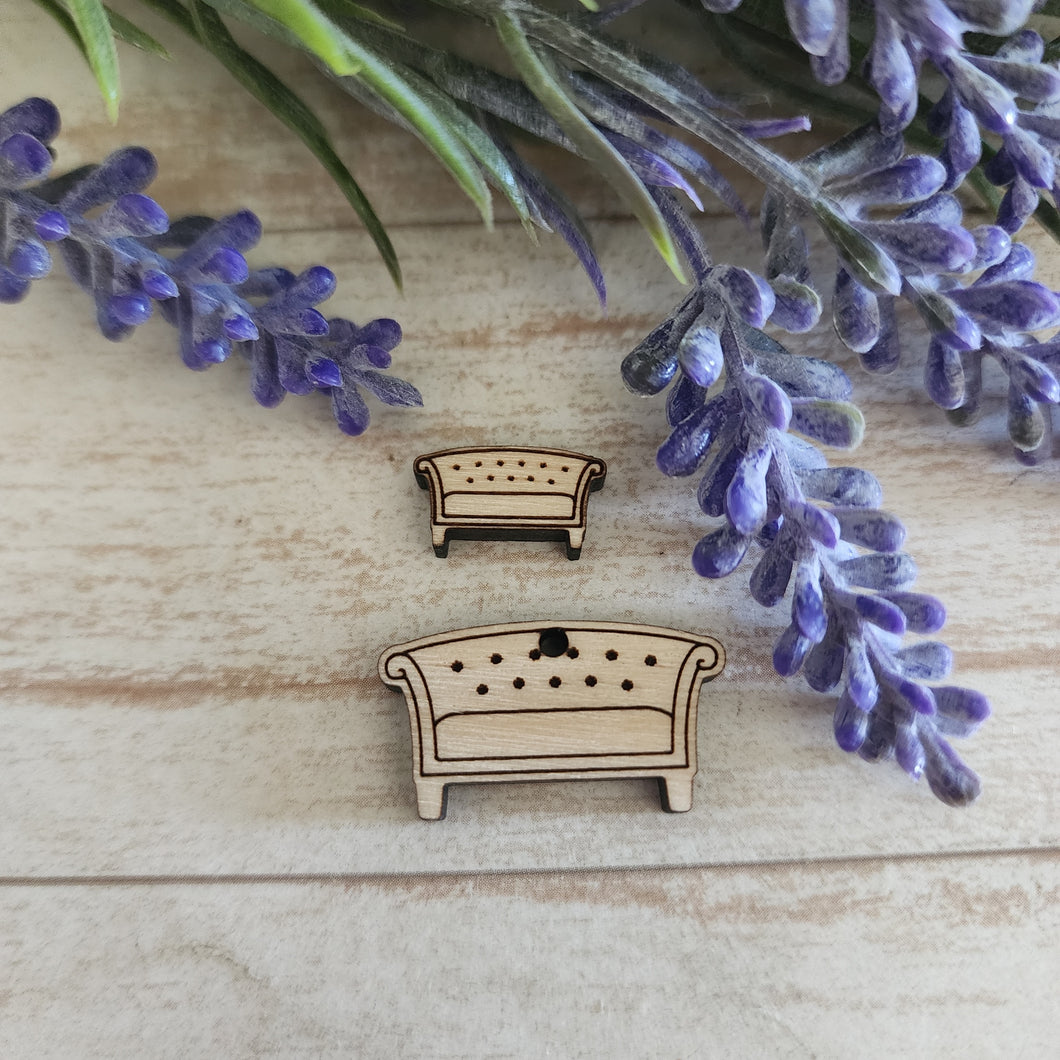 Friends Couch Stud & Drop