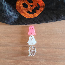 Load image into Gallery viewer, Halloween Acrylic Triple Mix Matched Ghosts Drops

