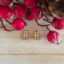 Load image into Gallery viewer, Christmas Wide Gingerbread Man Connectors
