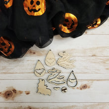 Load image into Gallery viewer, Halloween Bat Earrings
