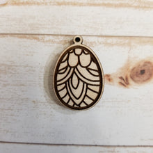 Load image into Gallery viewer, Easter Floral Engraved Drops
