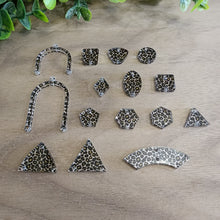 Load image into Gallery viewer, Mini Leopard Print Acrylic Connectors
