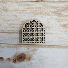 Load image into Gallery viewer, Rattan Pattern Earrings
