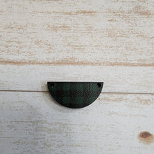 Load image into Gallery viewer, Mini Green &amp; Black Buffalo Plaid Pattern Round Interchangeable Blanks
